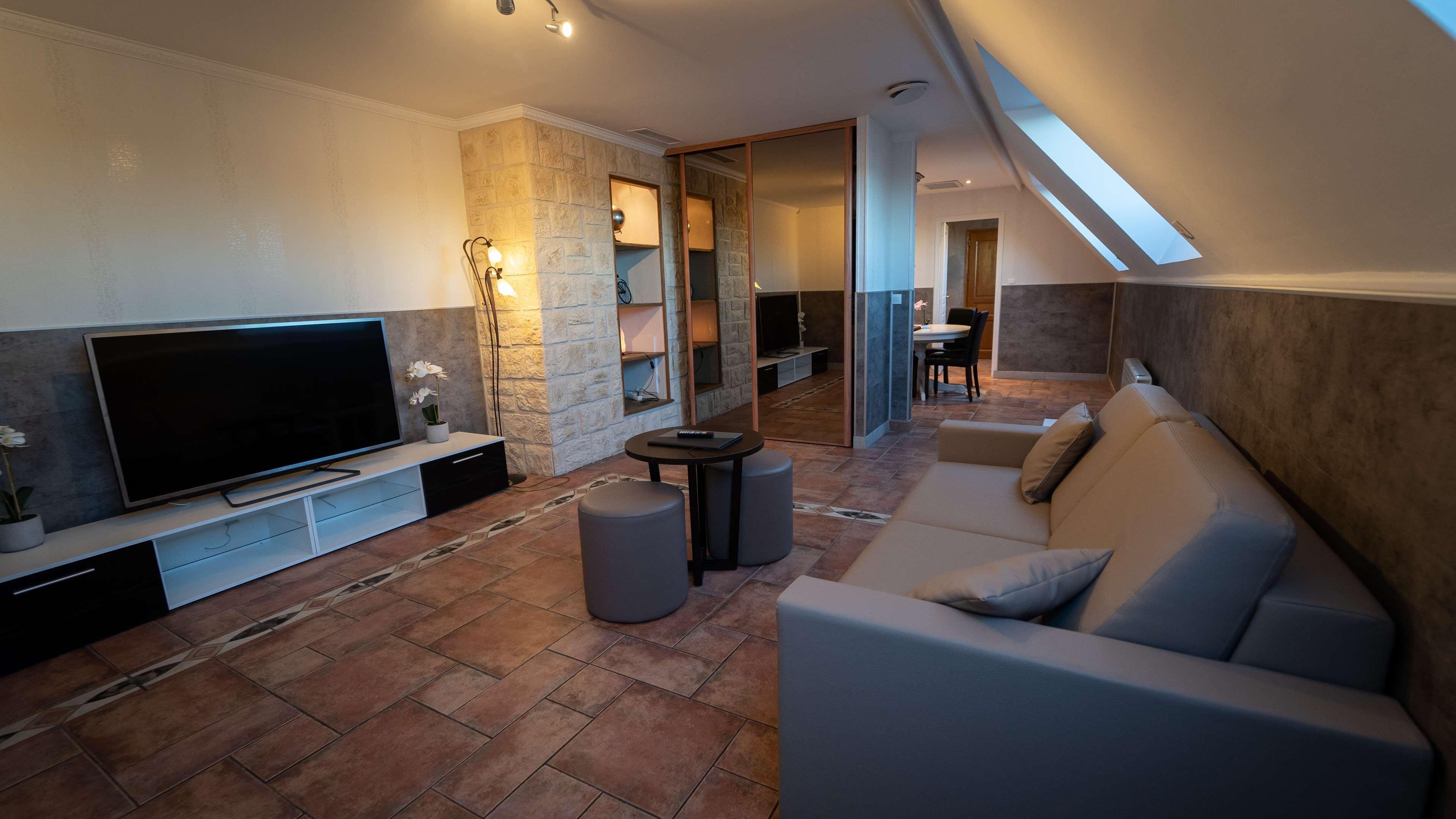 Best Western Ile De France Hotel & Spa Chateau-Thierry Bagian luar foto