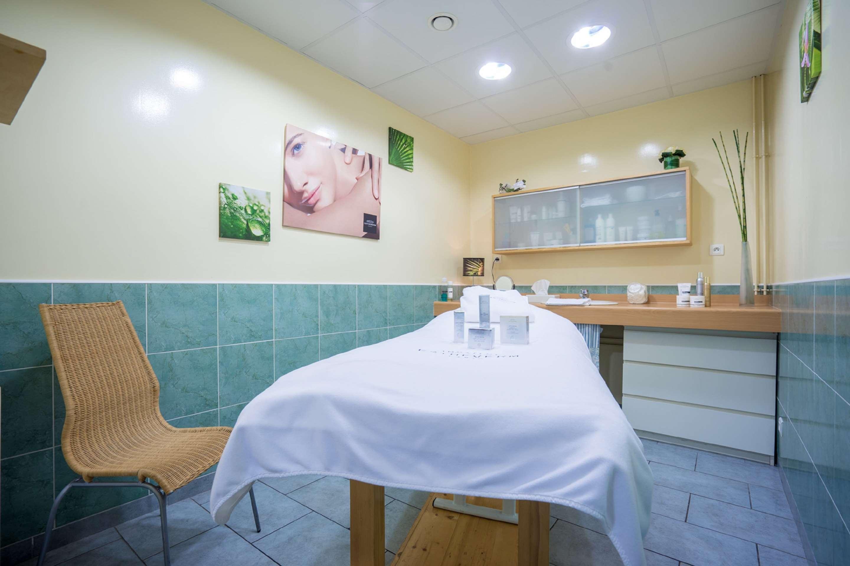 Best Western Ile De France Hotel & Spa Chateau-Thierry Bagian luar foto